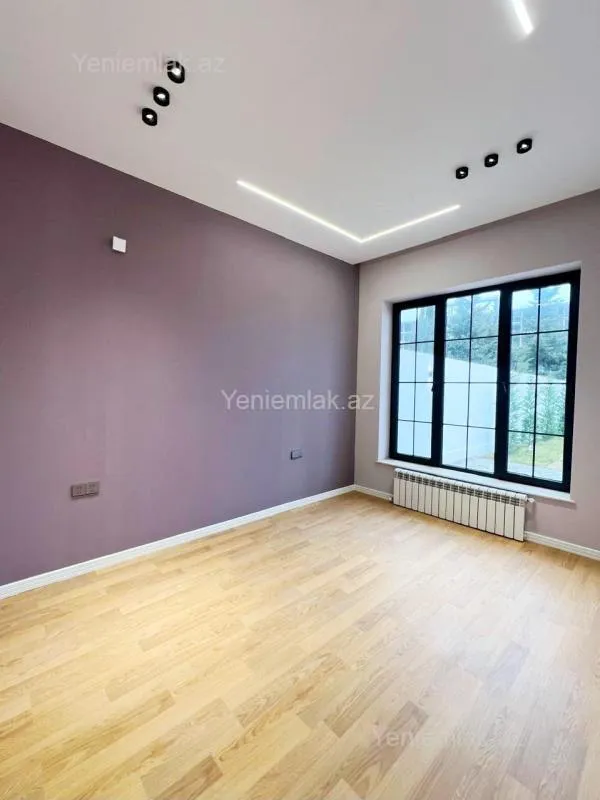 Satılır 4 otaqlı həyət evi 182 m²