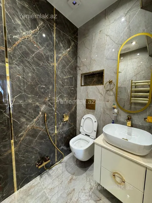 Satılır 4 otaqlı yeni tikili 128 m²