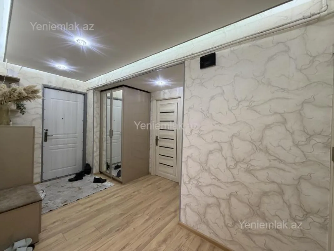 Satılır 3 otaqlı köhnə tikili 74 m²