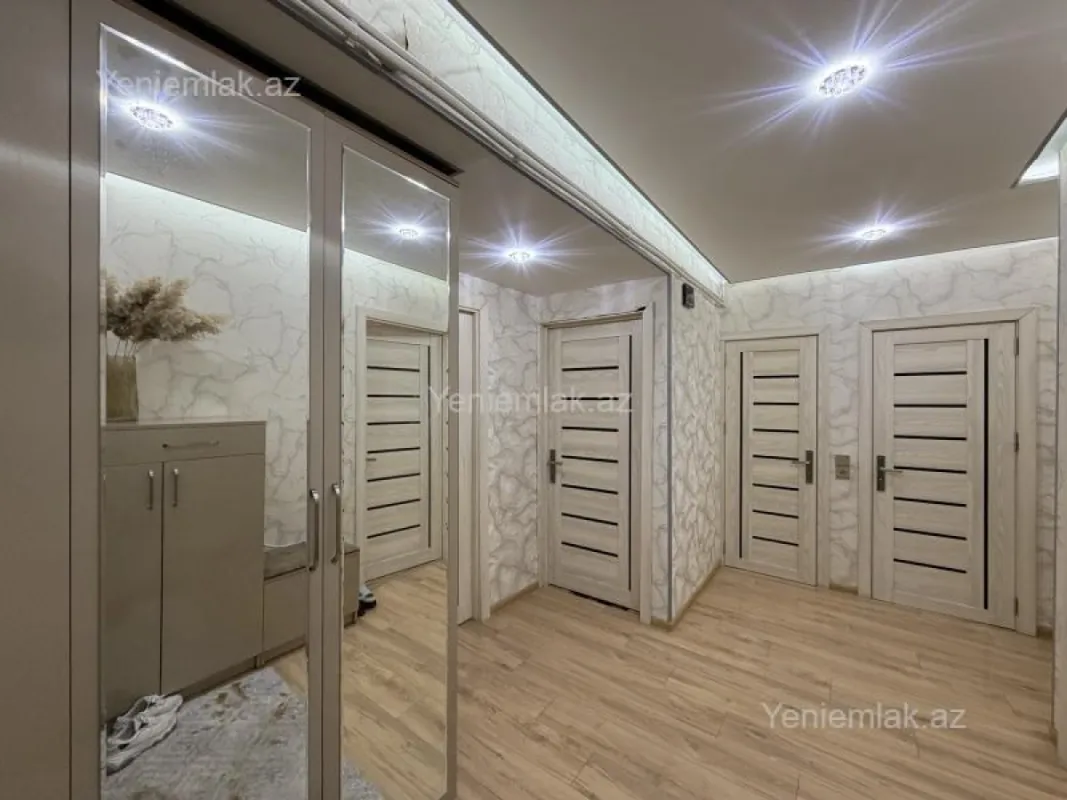 Satılır 3 otaqlı köhnə tikili 74 m²