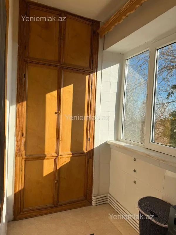 Satılır 3 otaqlı köhnə tikili 80 m²