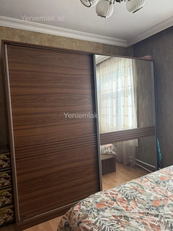 Satılır 3 otaqlı köhnə tikili 80 m²