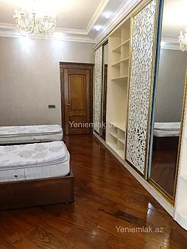 Satılır 3 otaqlı yeni tikili 160 m²