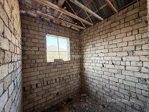 Satılır 4 otaqlı həyət evi 140 m²