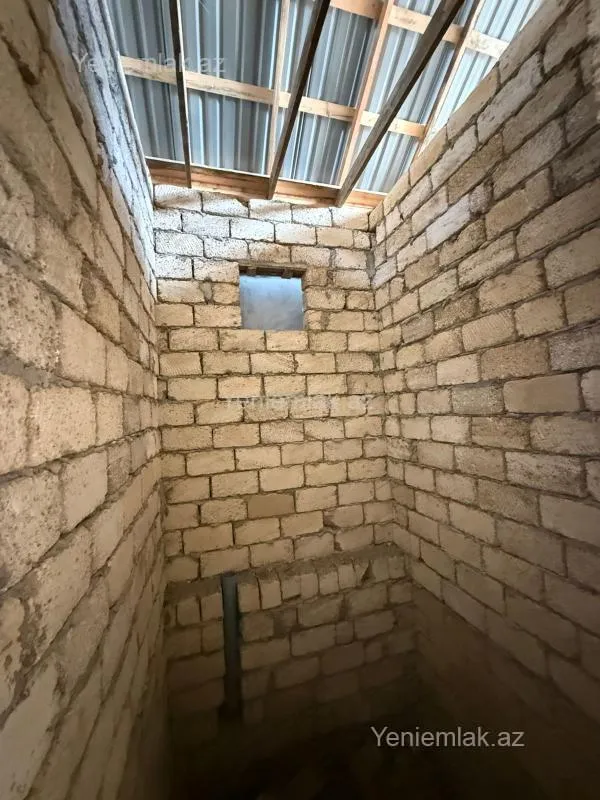 Satılır 4 otaqlı həyət evi 140 m²