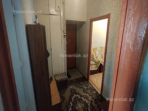 Satılır 2 otaqlı köhnə tikili 55 m²