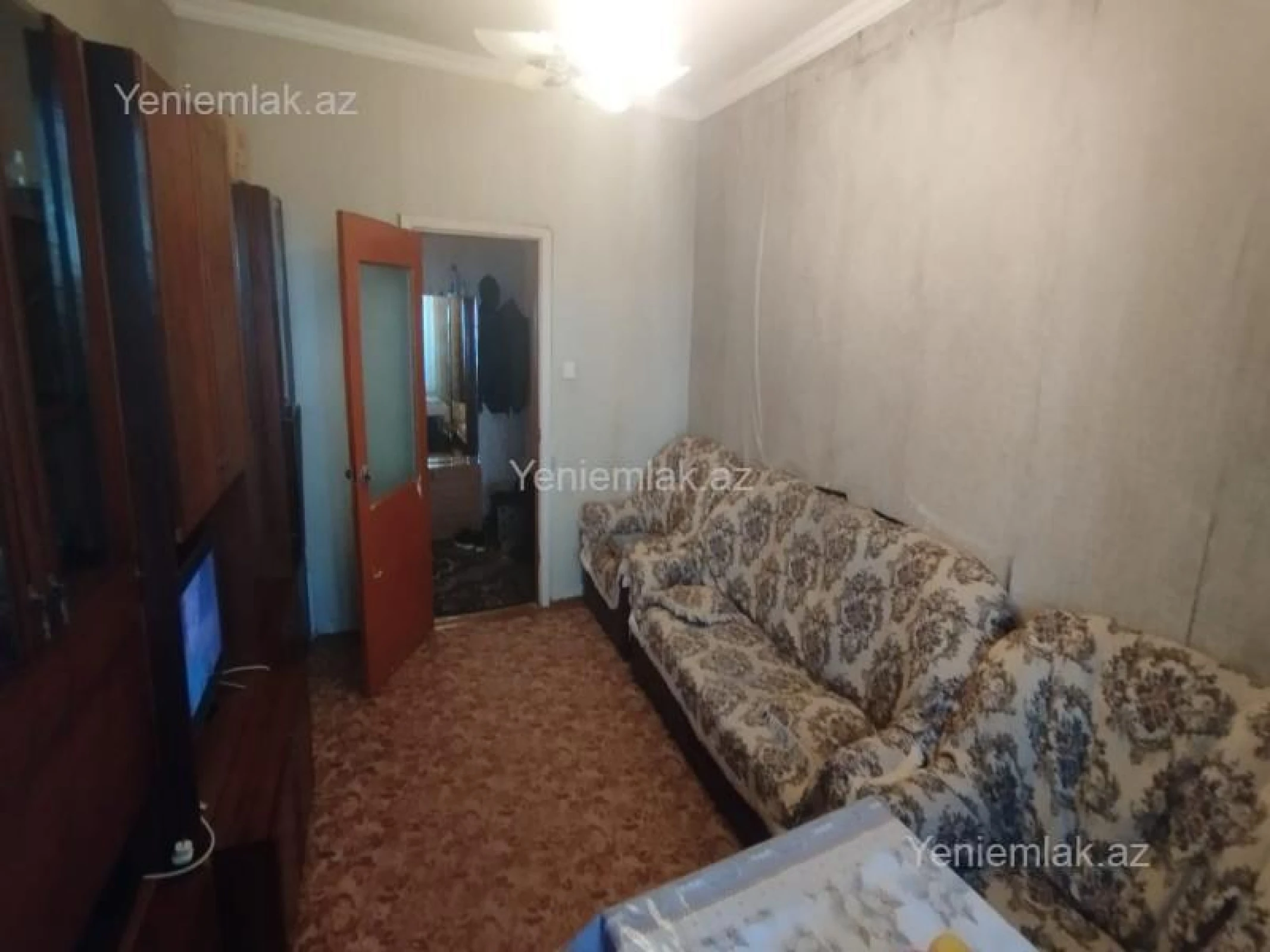 Satılır 2 otaqlı köhnə tikili 55 m²
