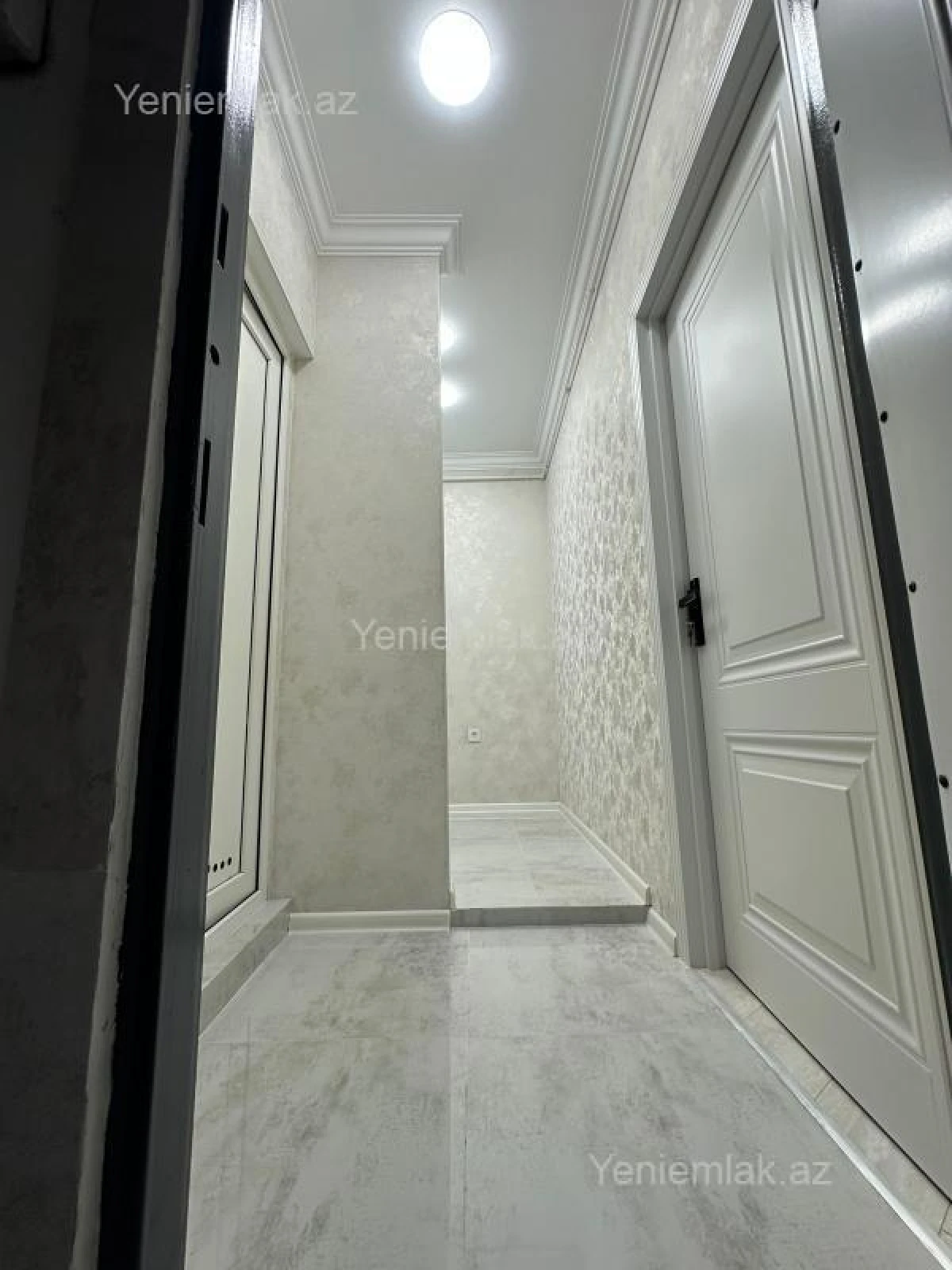 Satılır 2 otaqlı köhnə tikili 33 m²