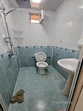 Satılır 2 otaqlı köhnə tikili 45 m²