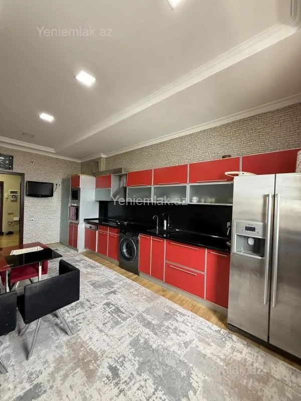 Satılır 3 otaqlı yeni tikili 141 m²