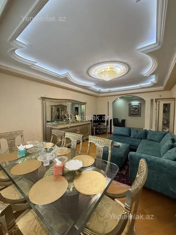 Satılır 3 otaqlı yeni tikili 141 m²