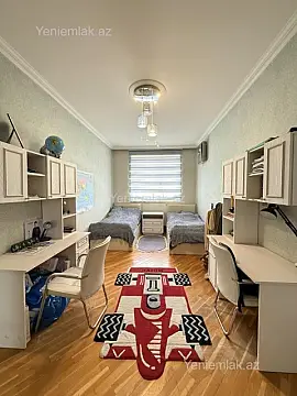 Satılır 3 otaqlı yeni tikili 141 m²