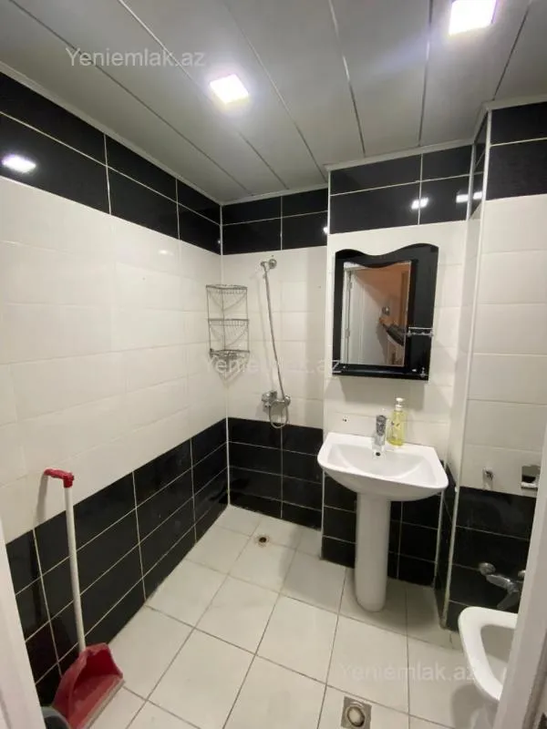 Satılır 4 otaqlı yeni tikili 91 m²