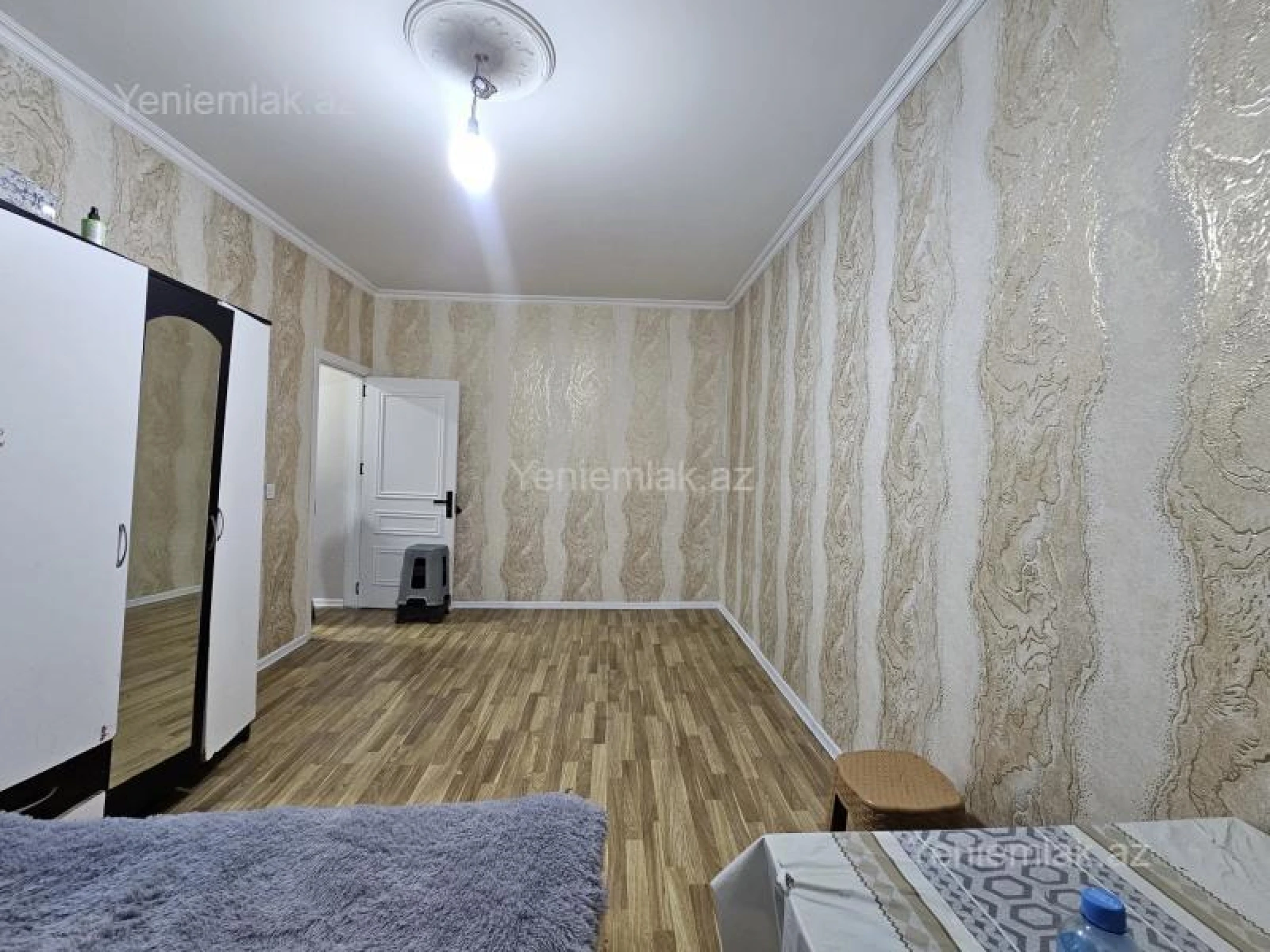 Satılır 2 otaqlı köhnə tikili 34 m²