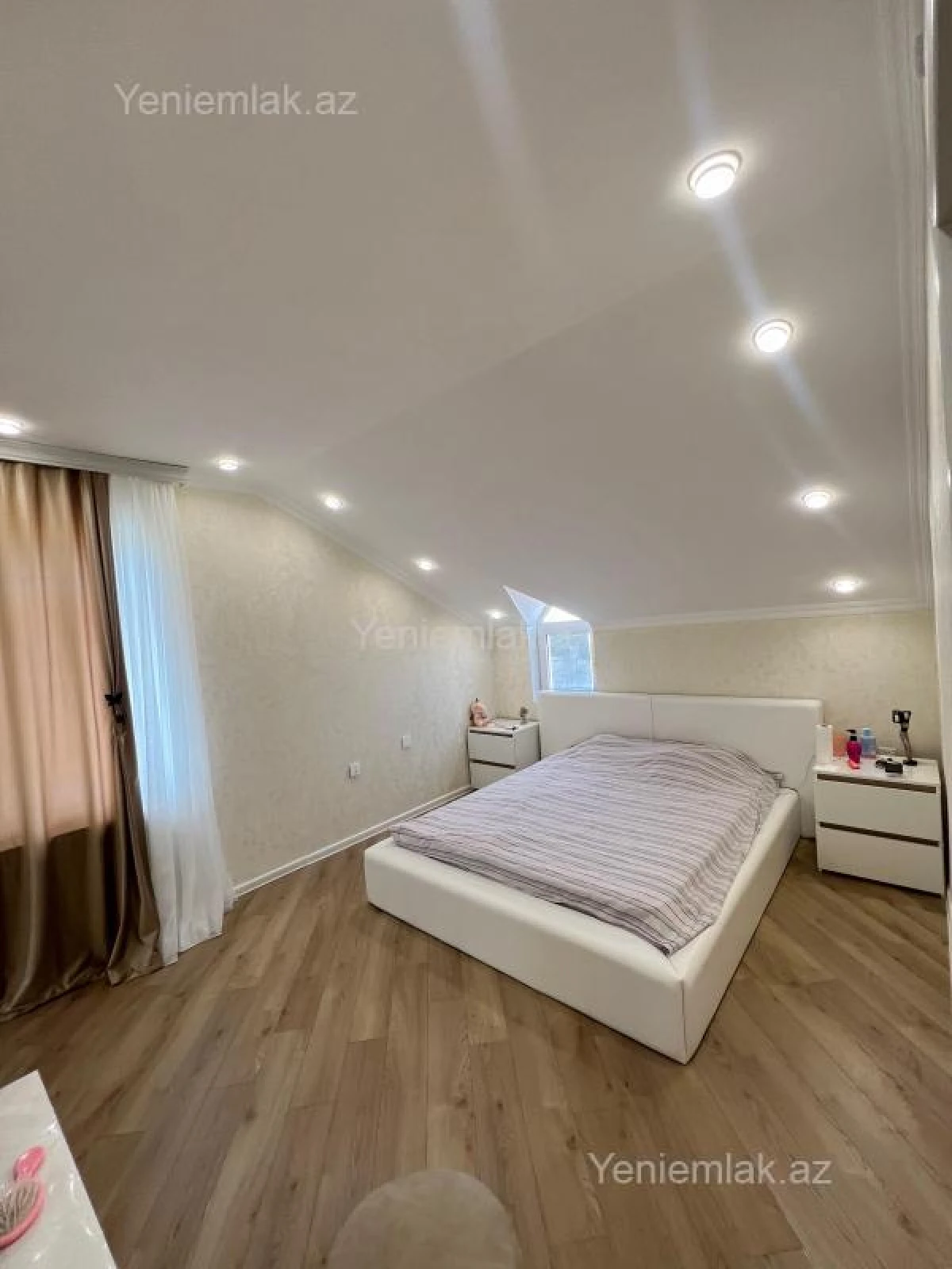 Satılır 5 otaqlı həyət evi 150 m²