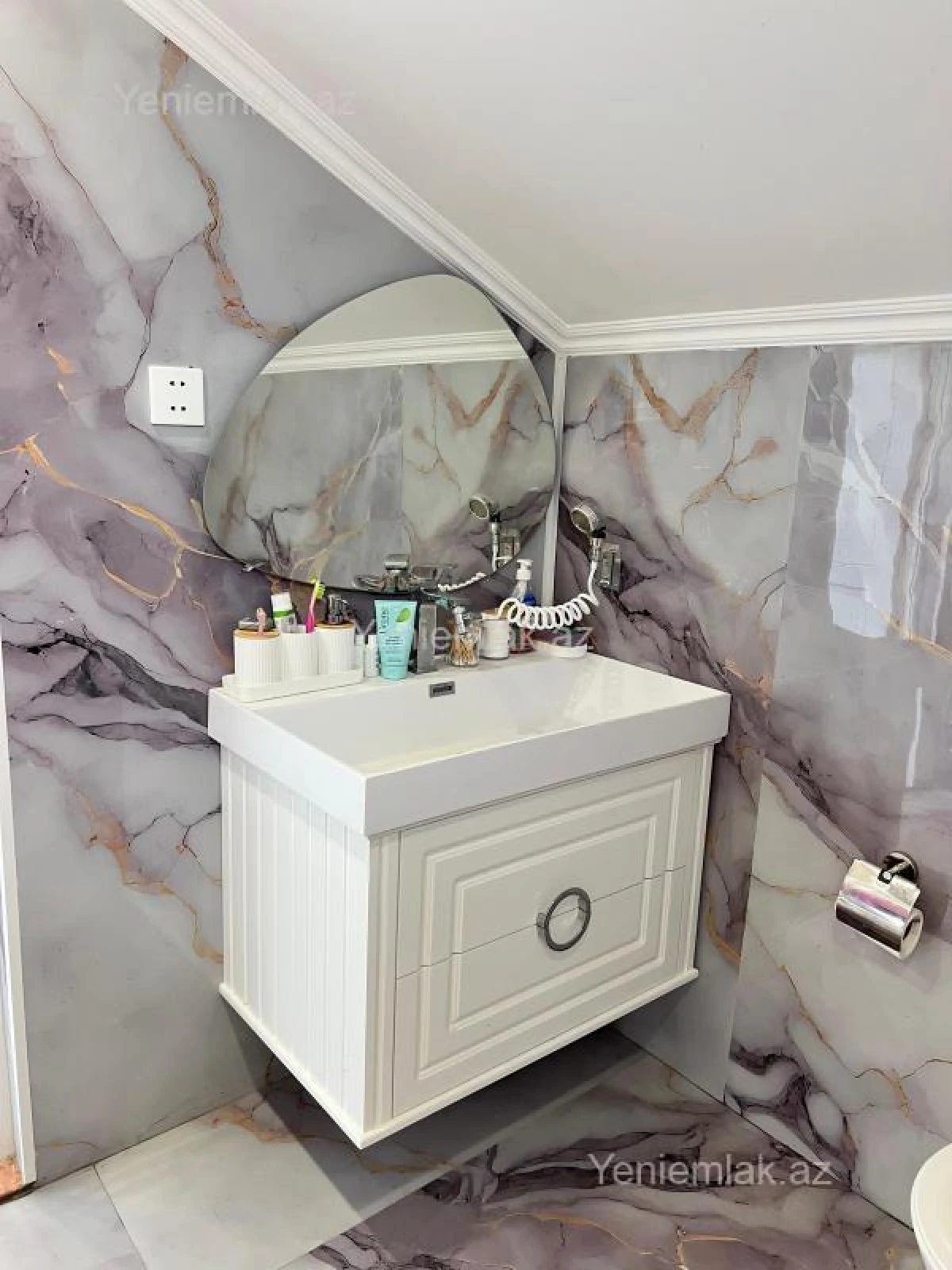 Satılır 5 otaqlı həyət evi 150 m²