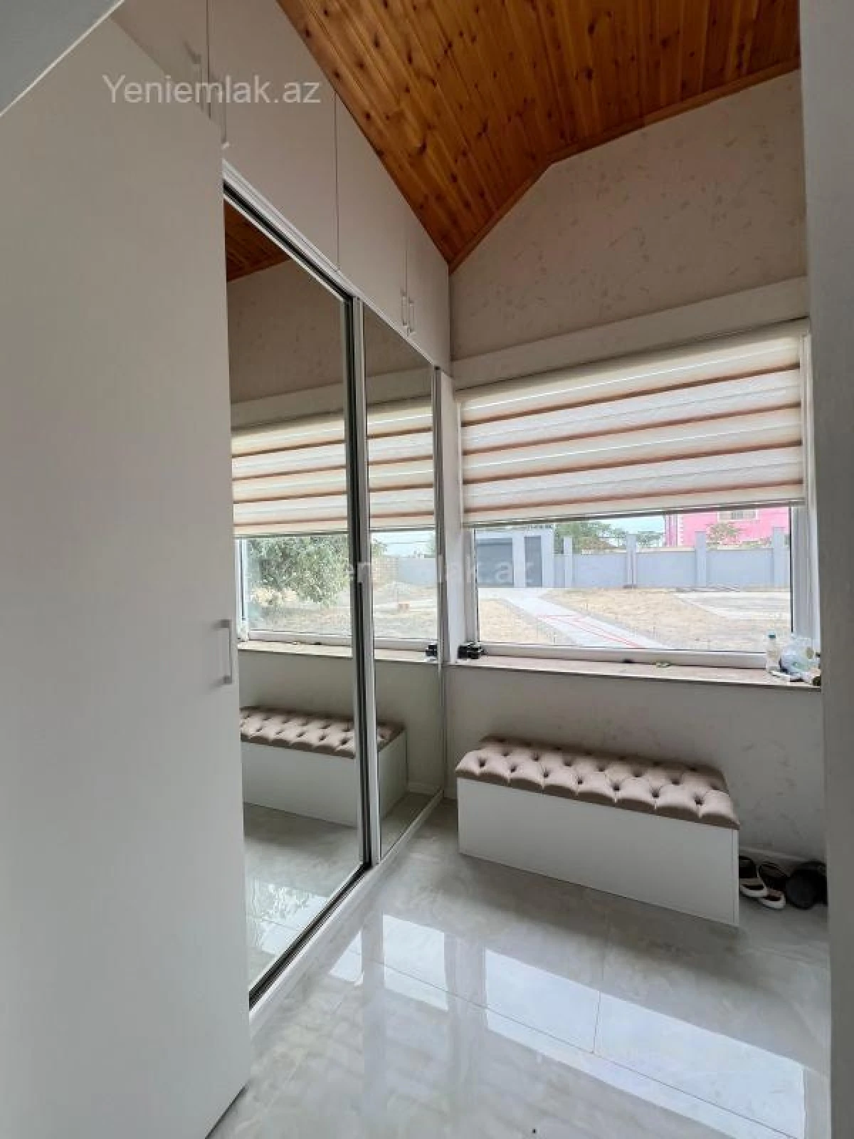 Satılır 5 otaqlı həyət evi 150 m²