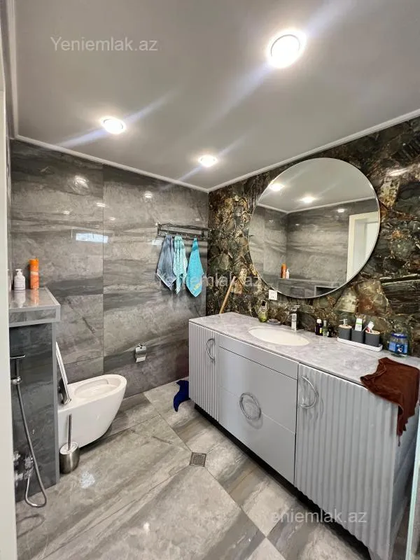 Satılır 5 otaqlı həyət evi 150 m²