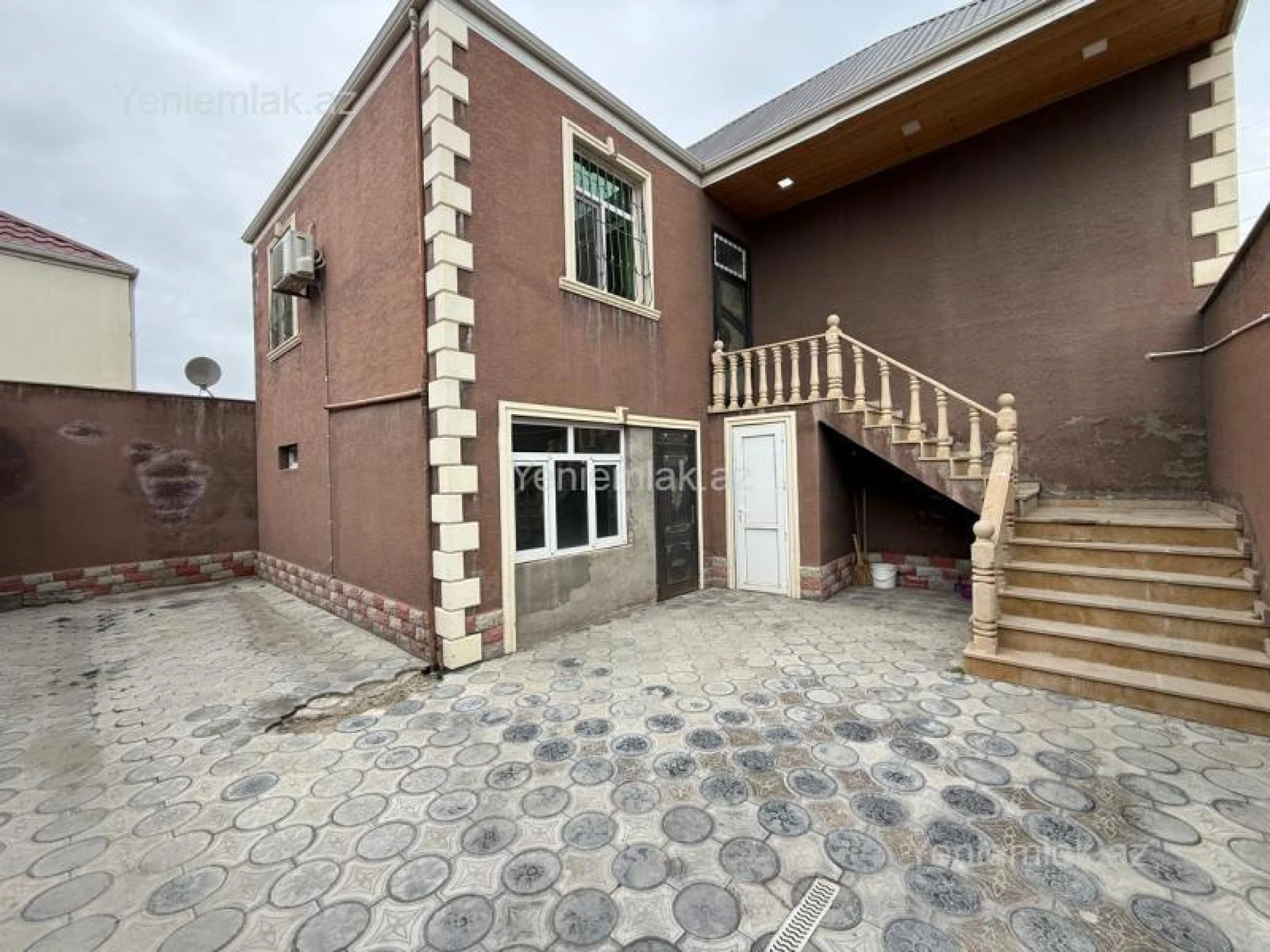 Satılır 3 otaqlı həyət evi 120 m²