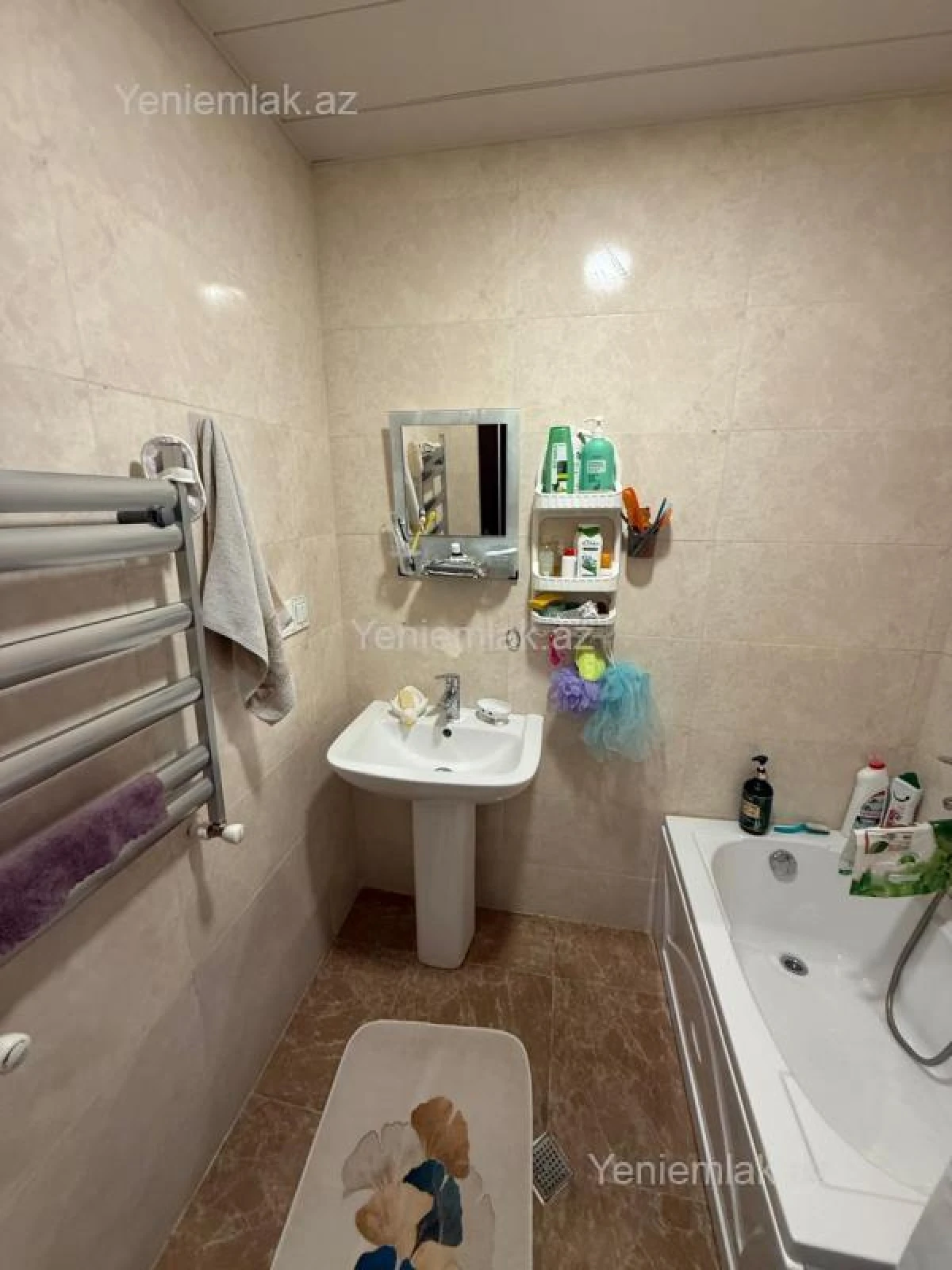 Satılır 3 otaqlı yeni tikili 77 m²