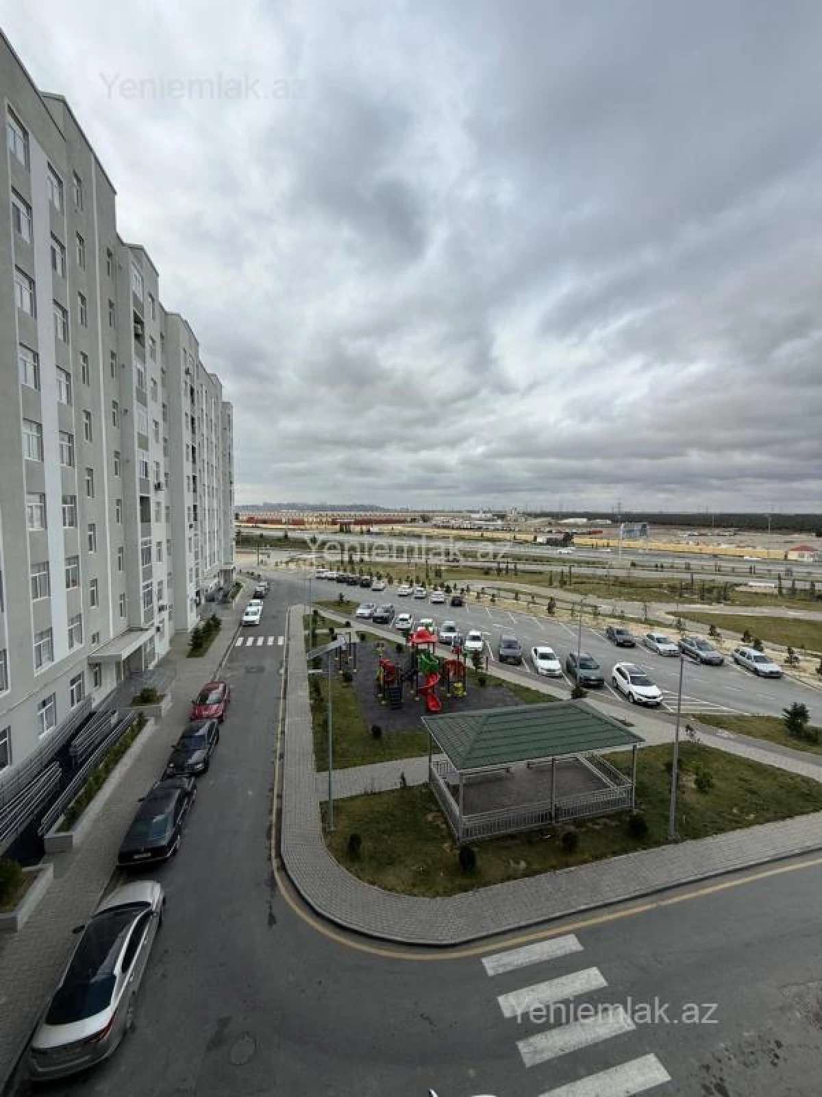 Satılır 3 otaqlı yeni tikili 77 m²