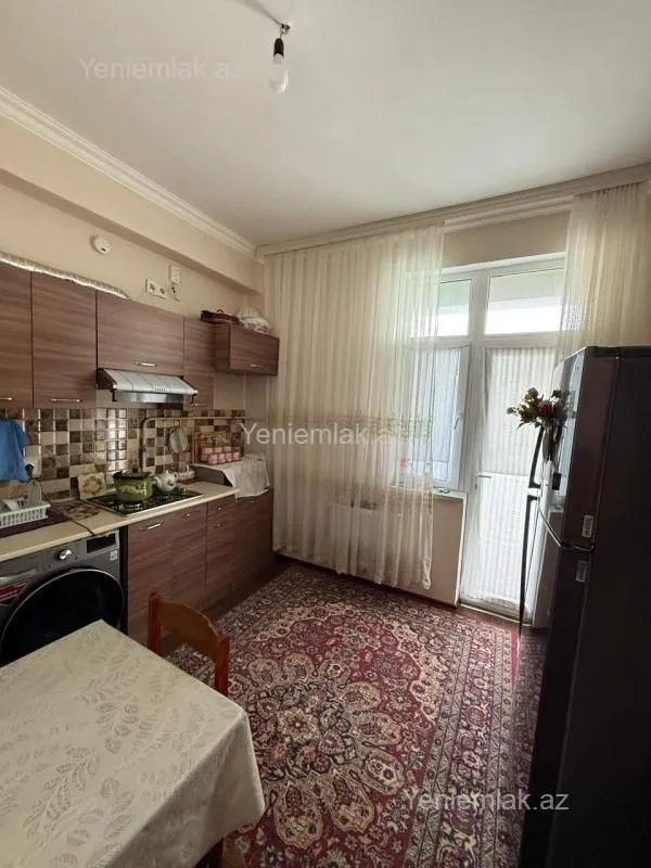 Satılır 3 otaqlı yeni tikili 77 m²