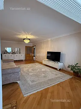 Satılır 3 otaqlı köhnə tikili 70 m² — Bakı, Nizami 3 otaq 70.00 m²