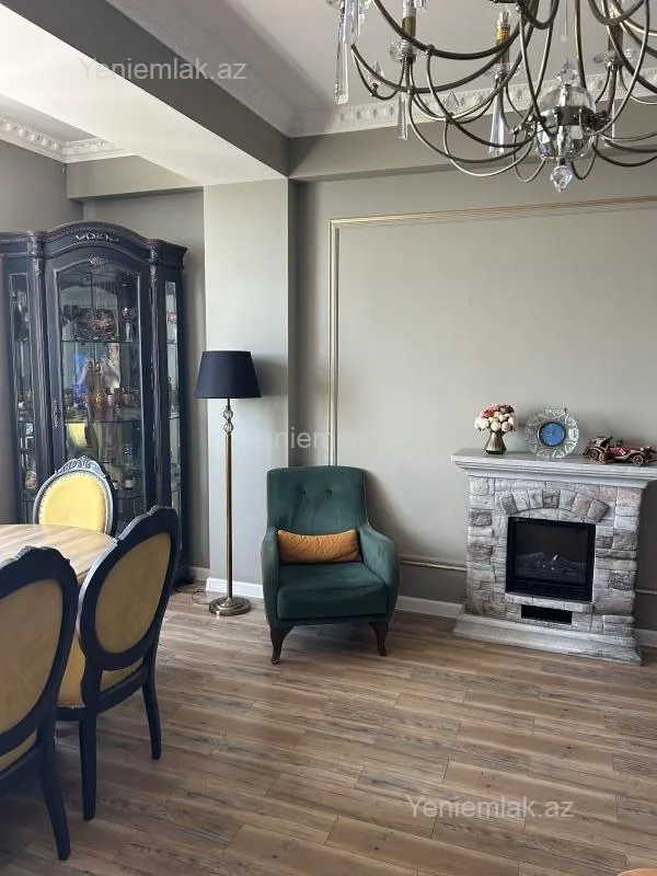 Satılır 4 otaqlı yeni tikili 132 m²