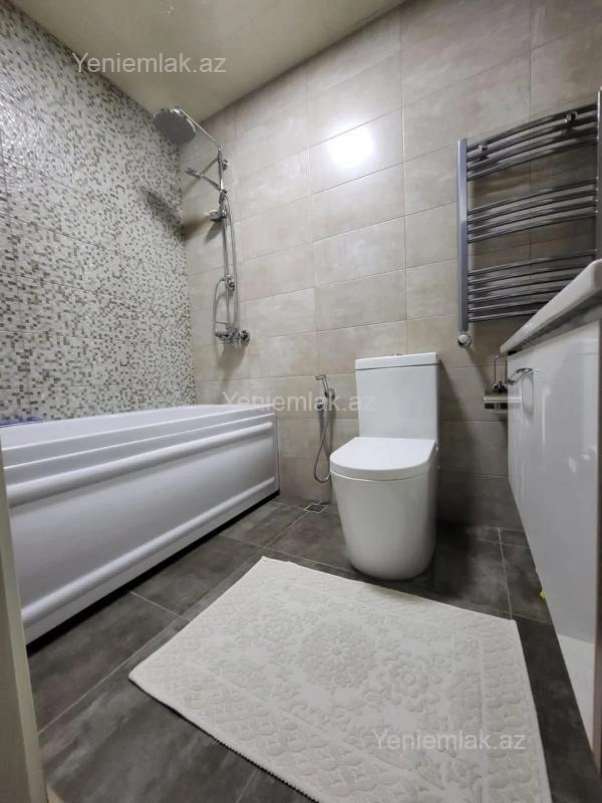 Satılır 3 otaqlı yeni tikili 95.5 m²