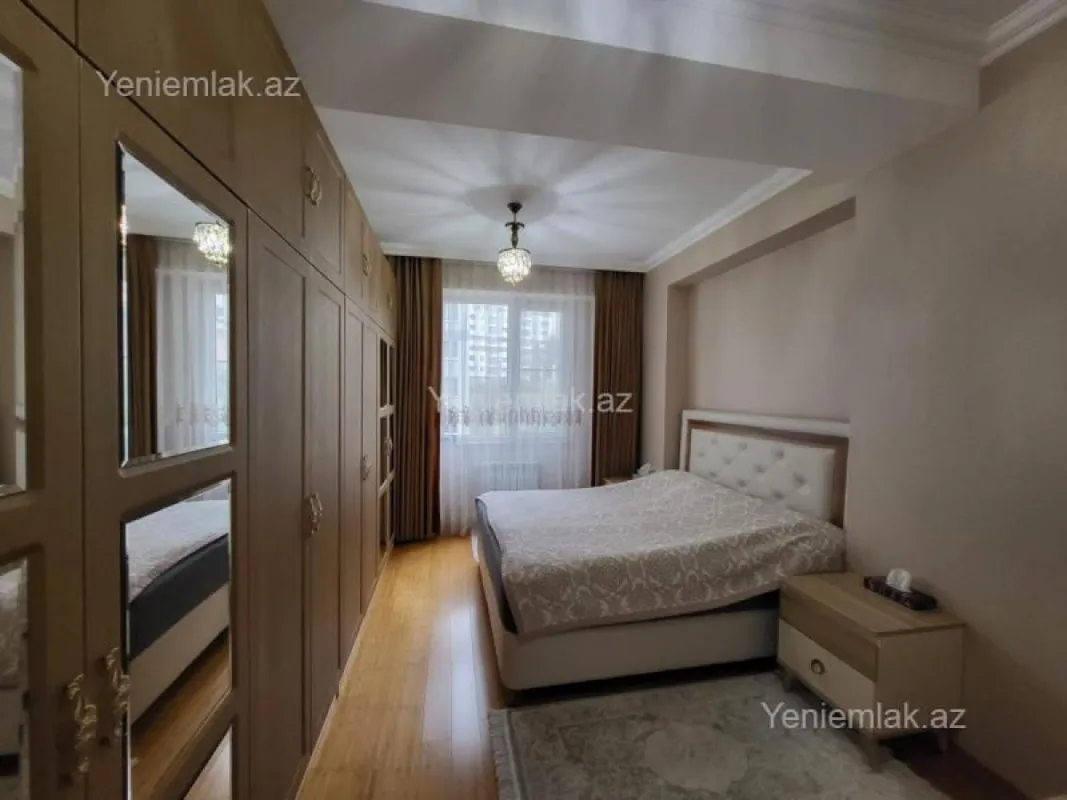 Satılır 3 otaqlı yeni tikili 95.5 m²