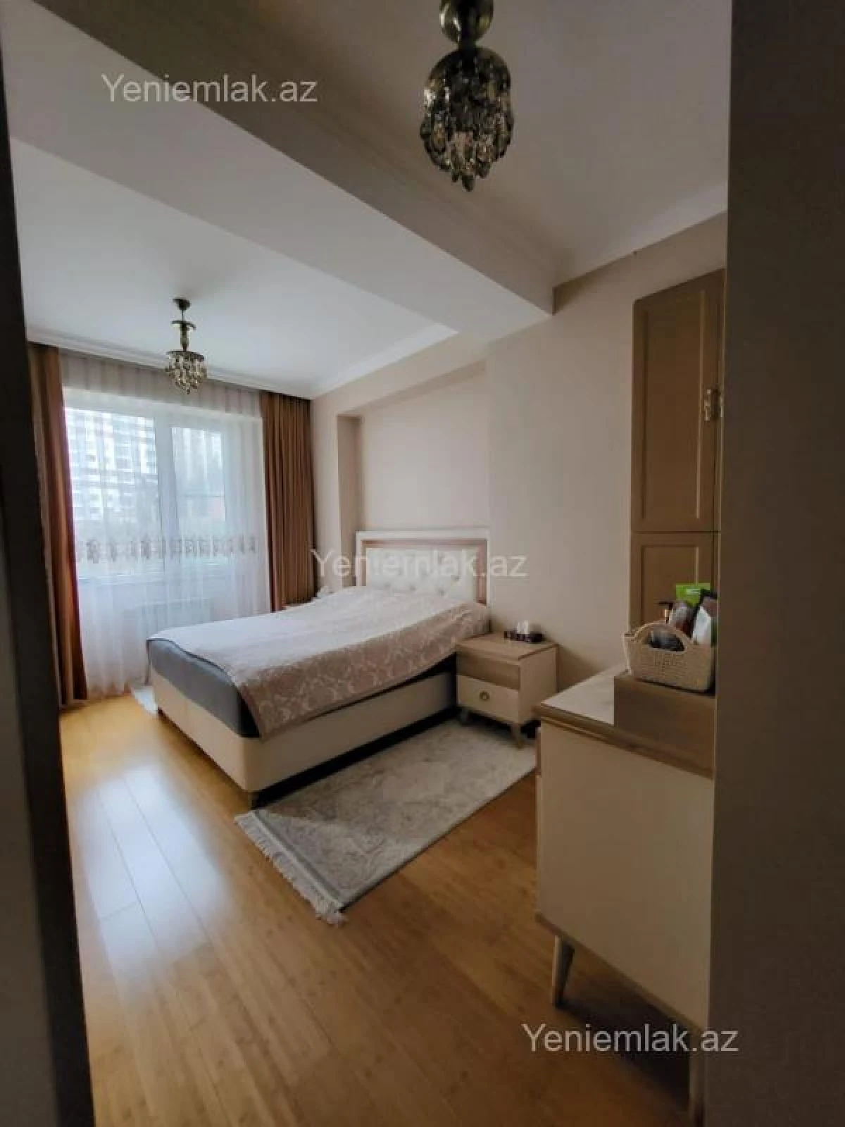Satılır 3 otaqlı yeni tikili 95.5 m²