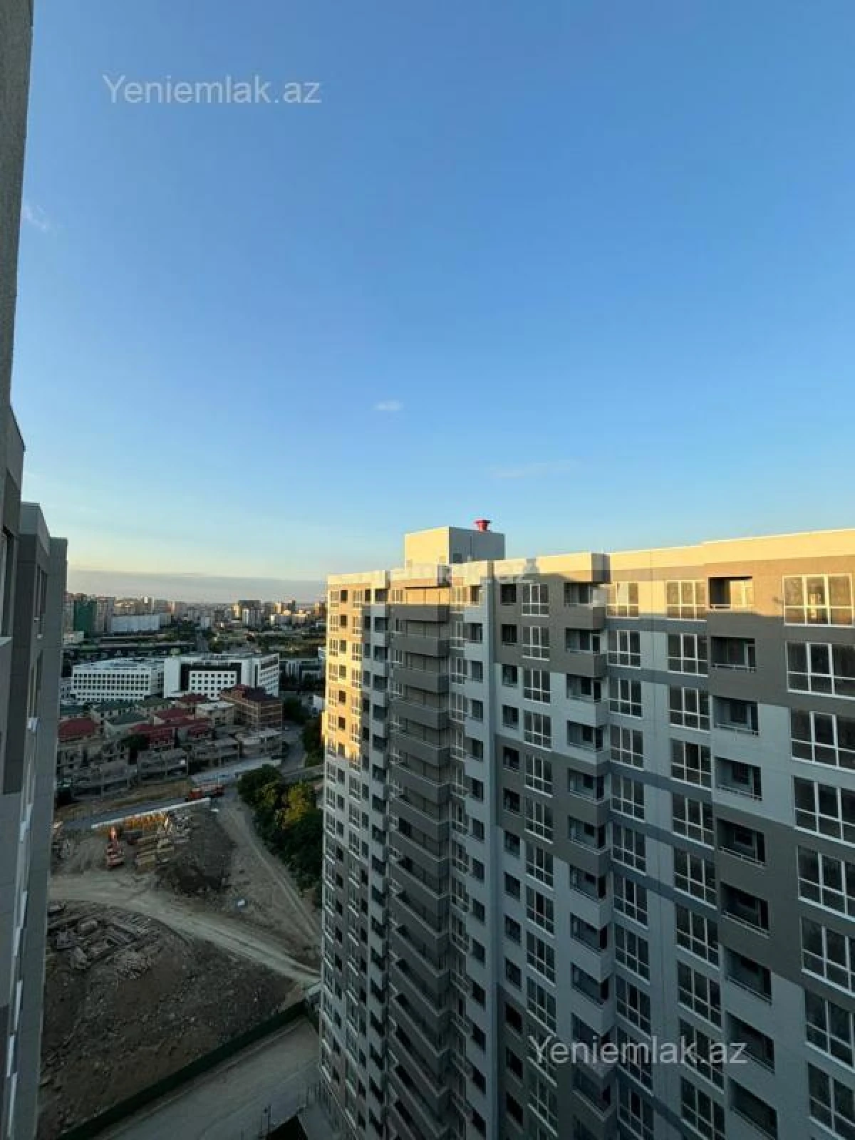 Satılır 3 otaqlı yeni tikili 95.5 m²