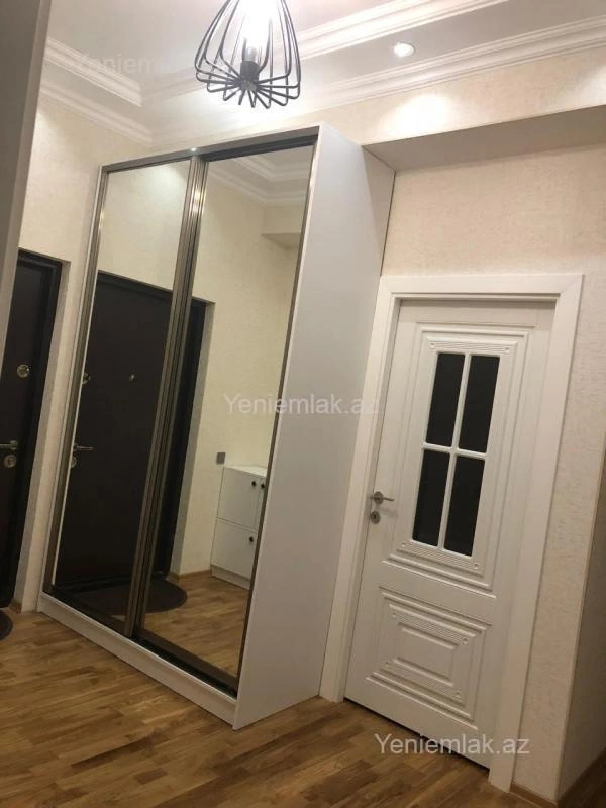 Satılır 3 otaqlı yeni tikili 121 m²