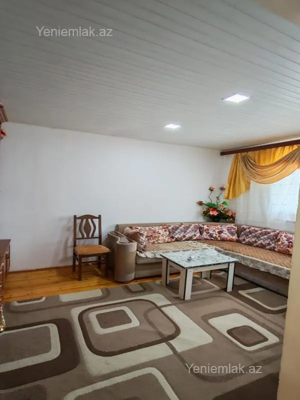 Satılır 3 otaqlı həyət evi 80 m²