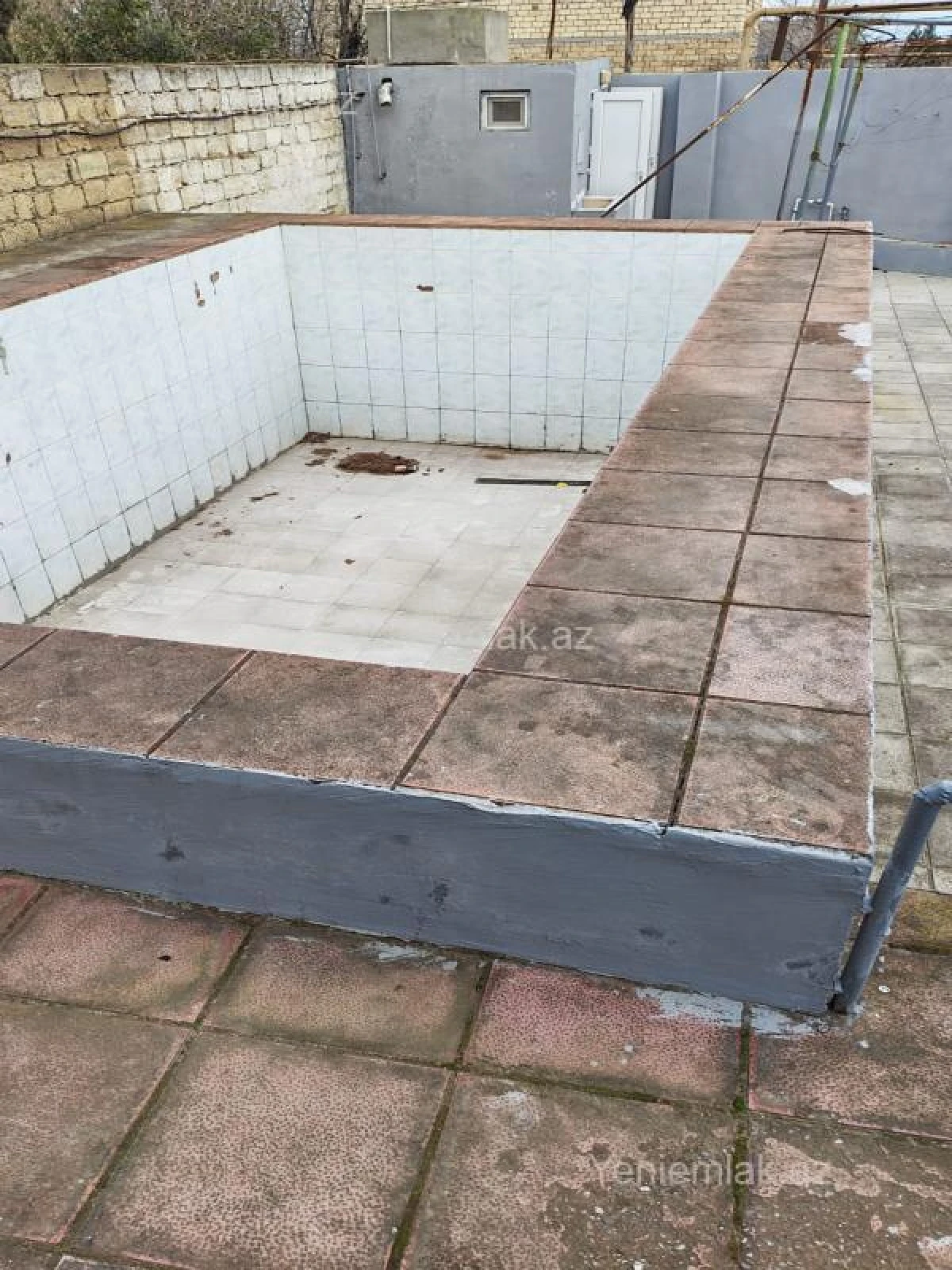 Satılır 3 otaqlı həyət evi 80 m²