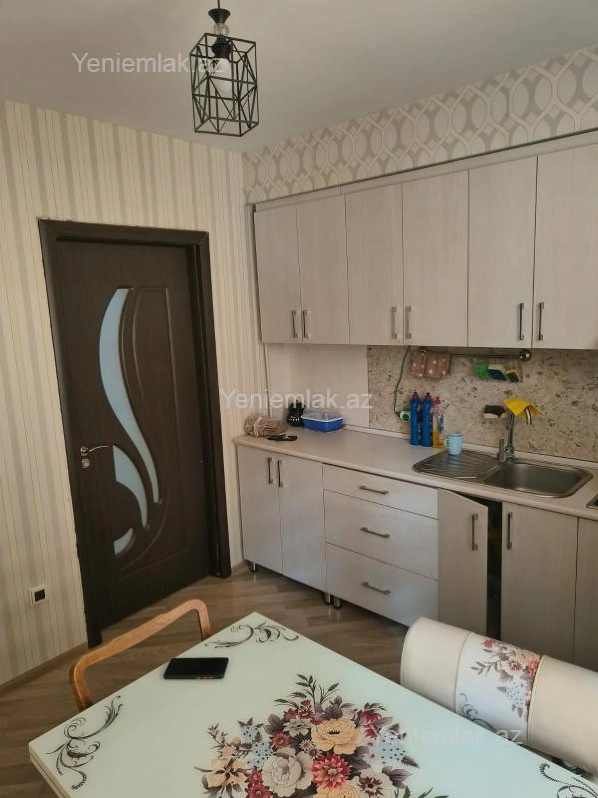 Satılır 2 otaqlı yeni tikili 85 m²