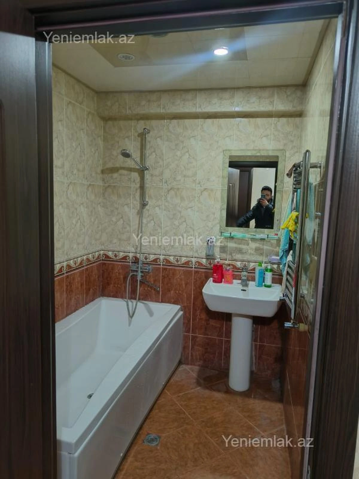 Satılır 2 otaqlı yeni tikili 85 m²