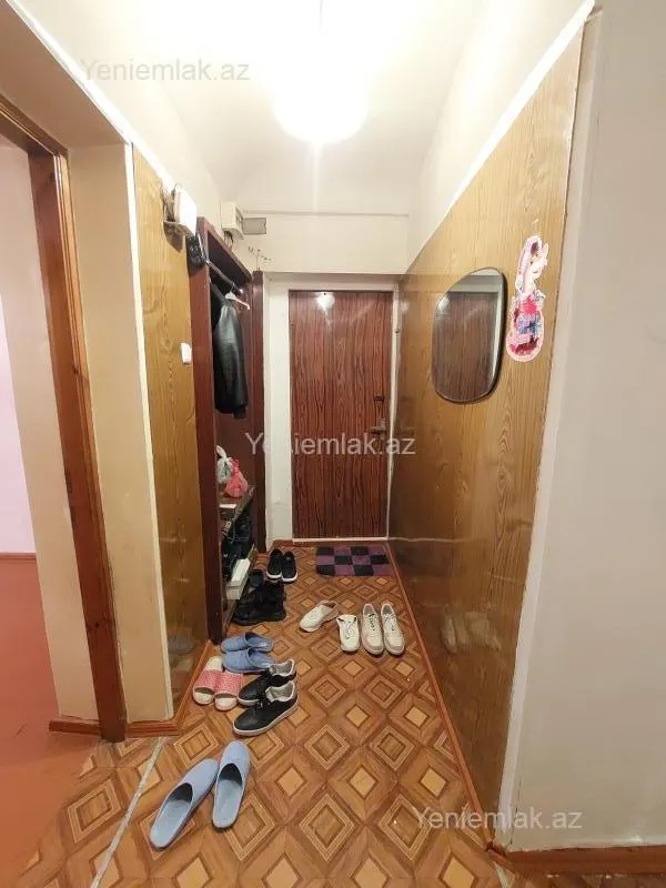 Satılır 3 otaqlı köhnə tikili 85 m²