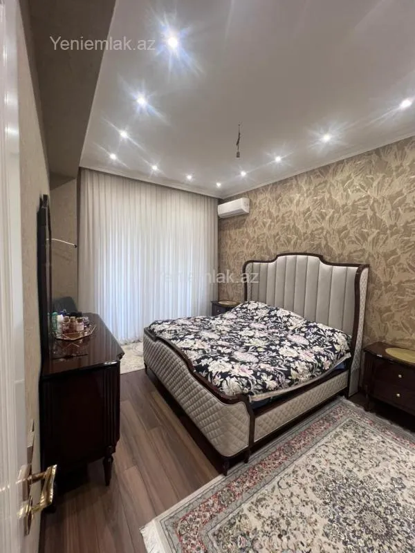 Satılır 3 otaqlı yeni tikili 147 m²