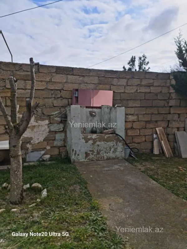 Satılır 2 otaqlı həyət evi 55 m²