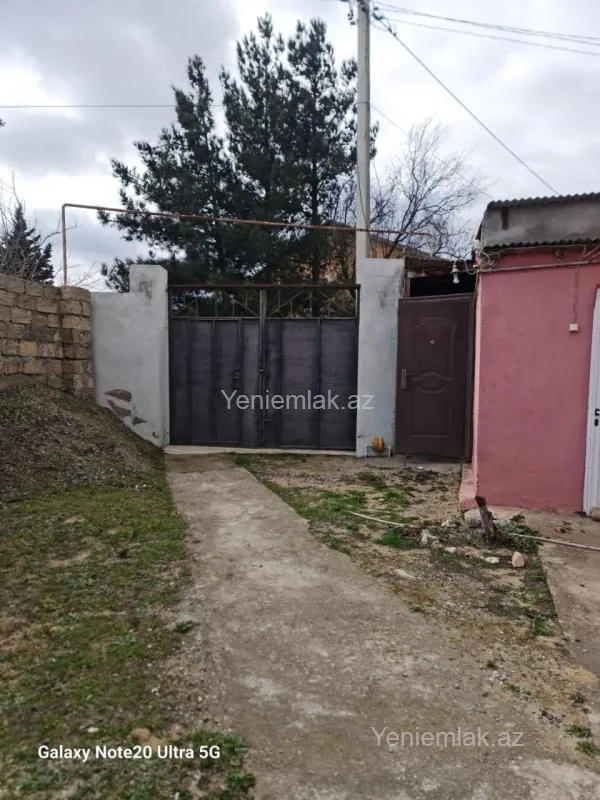 Satılır 2 otaqlı həyət evi 55 m²