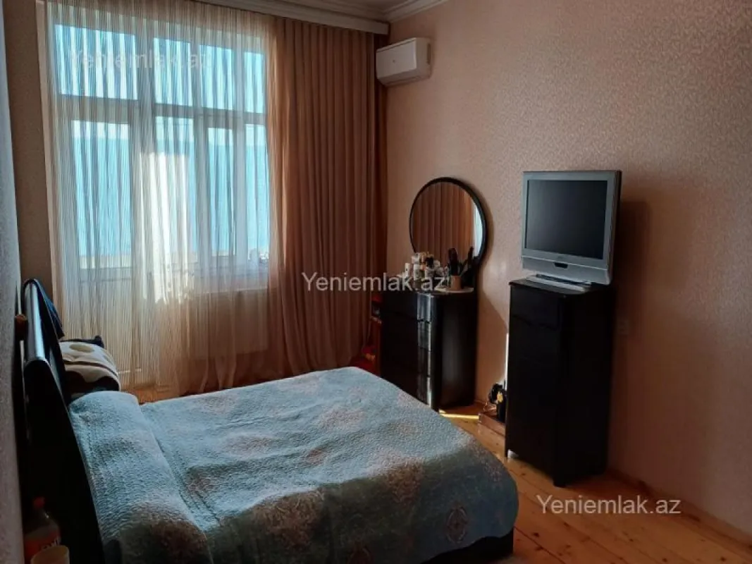 Satılır 3 otaqlı yeni tikili 148 m²