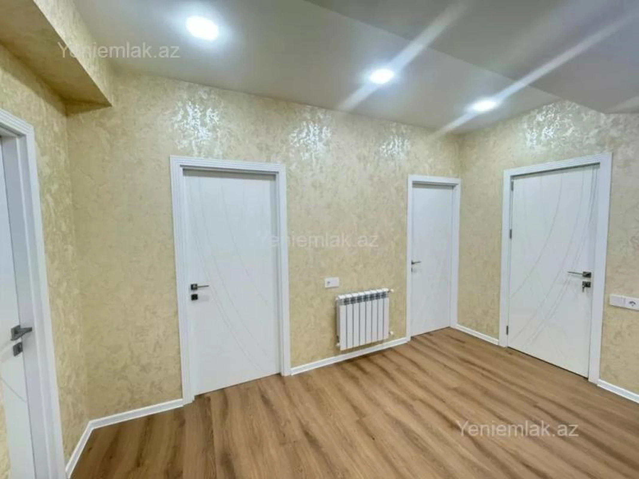 Satılır 3 otaqlı yeni tikili 76 m²