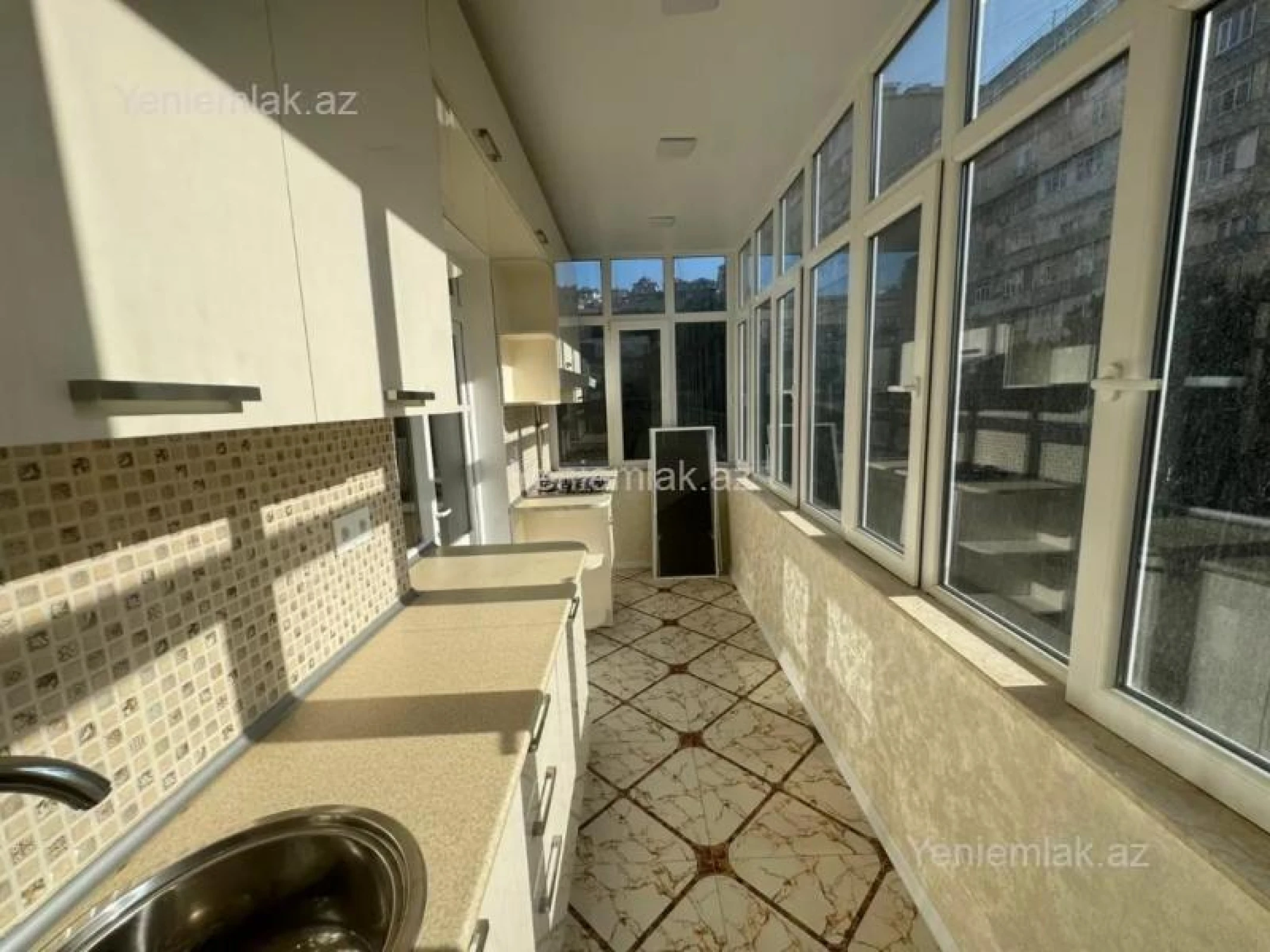 Satılır 3 otaqlı yeni tikili 76 m²