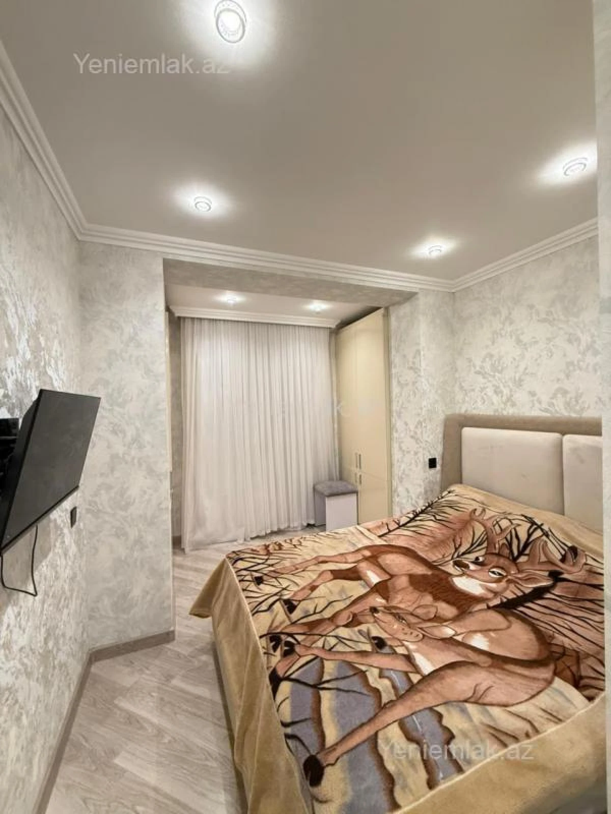 Satılır 1 otaqlı köhnə tikili 37 m²
