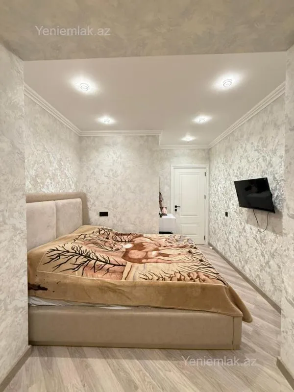 Satılır 1 otaqlı köhnə tikili 37 m²