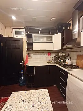 Satılır 3 otaqlı köhnə tikili 63 m²