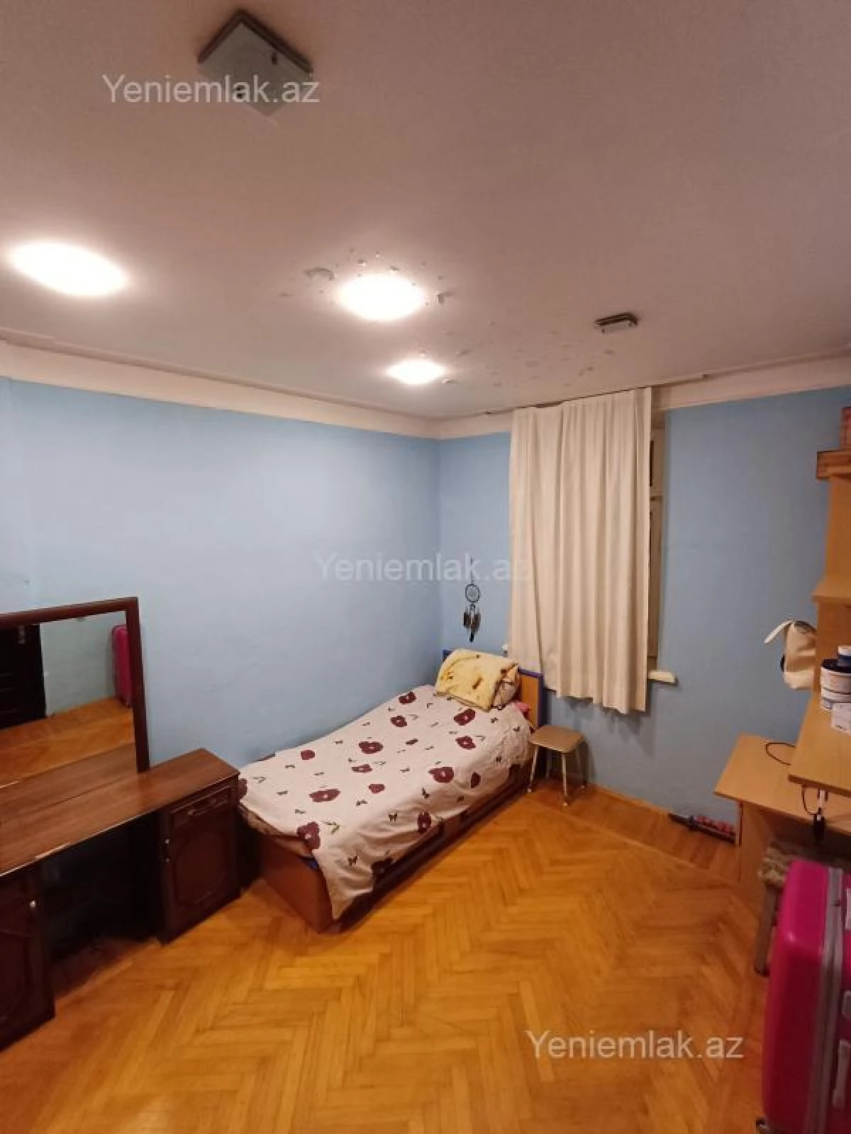 Satılır 3 otaqlı köhnə tikili 63 m²
