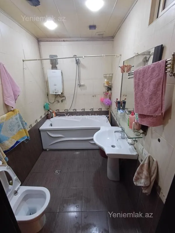 Satılır 3 otaqlı köhnə tikili 63 m²