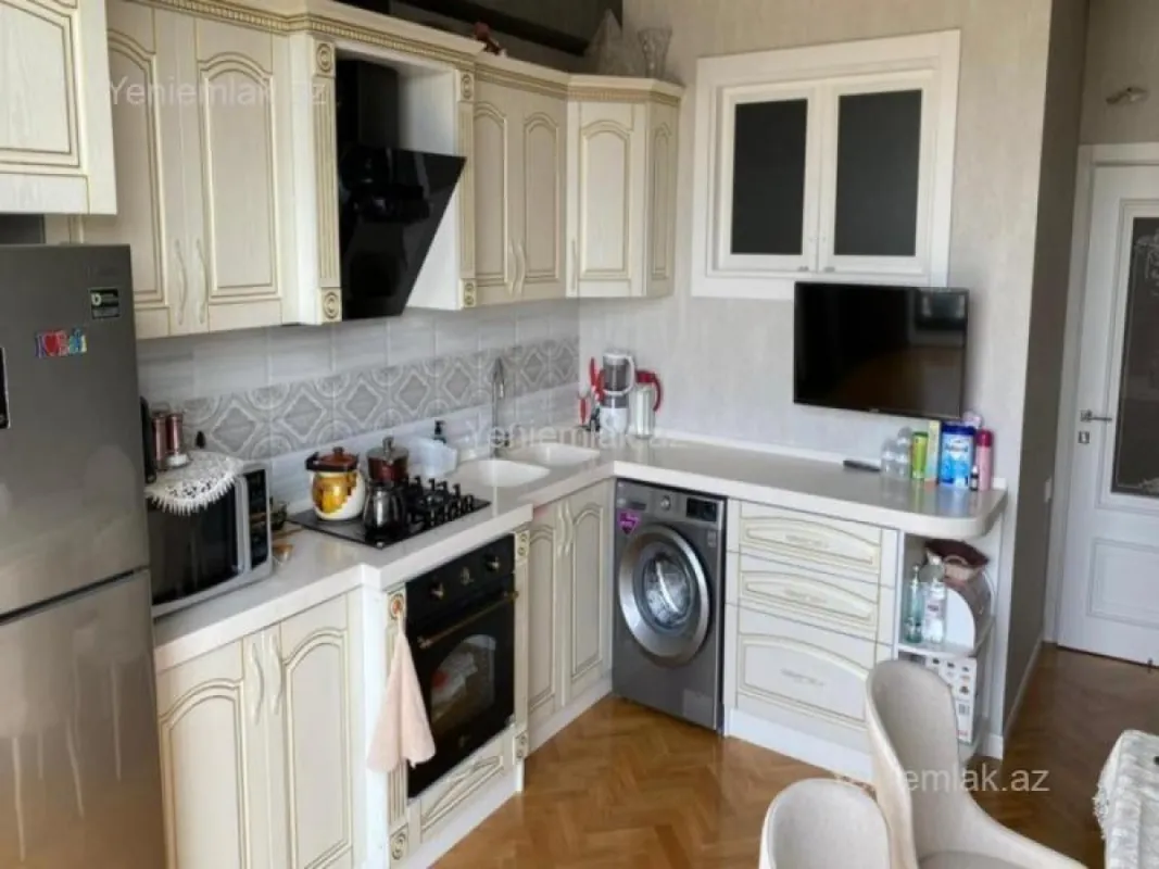 Satılır 2 otaqlı yeni tikili 97 m²